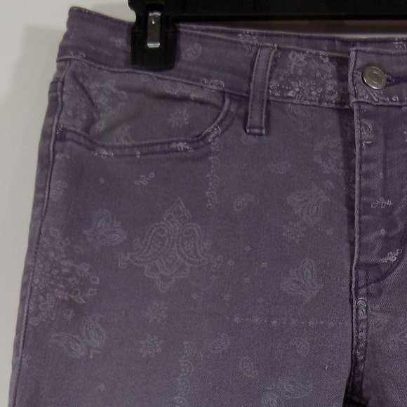 Levi's Purple Paisley Denim Jean Leggings Size 8/29 - Picture 3 of 11